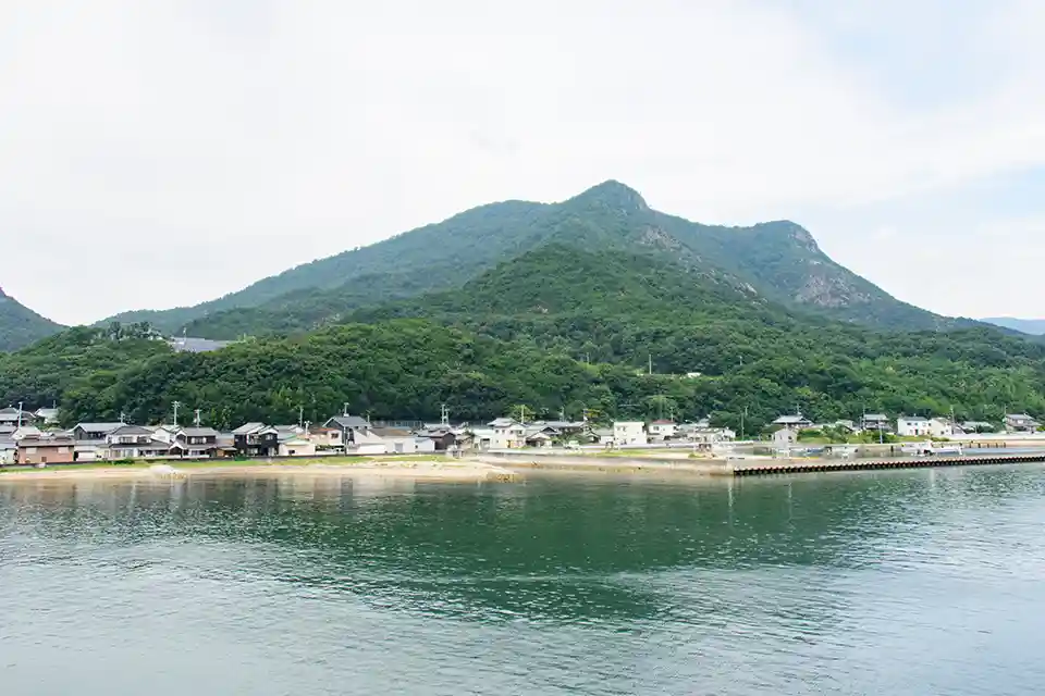 瀬戸内海に浮かぶ小豆島