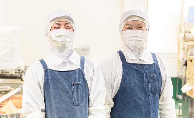 社員一同、オリーブの専業メーカーとして化粧品から食品まで