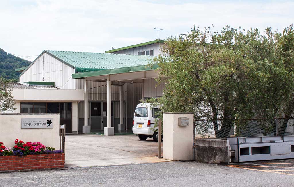 本社工場について